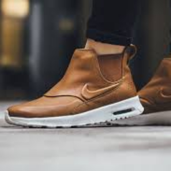 Nike Air Max Thea Mid Women's chelsea sneakerboot brown - Picture 1 of 5